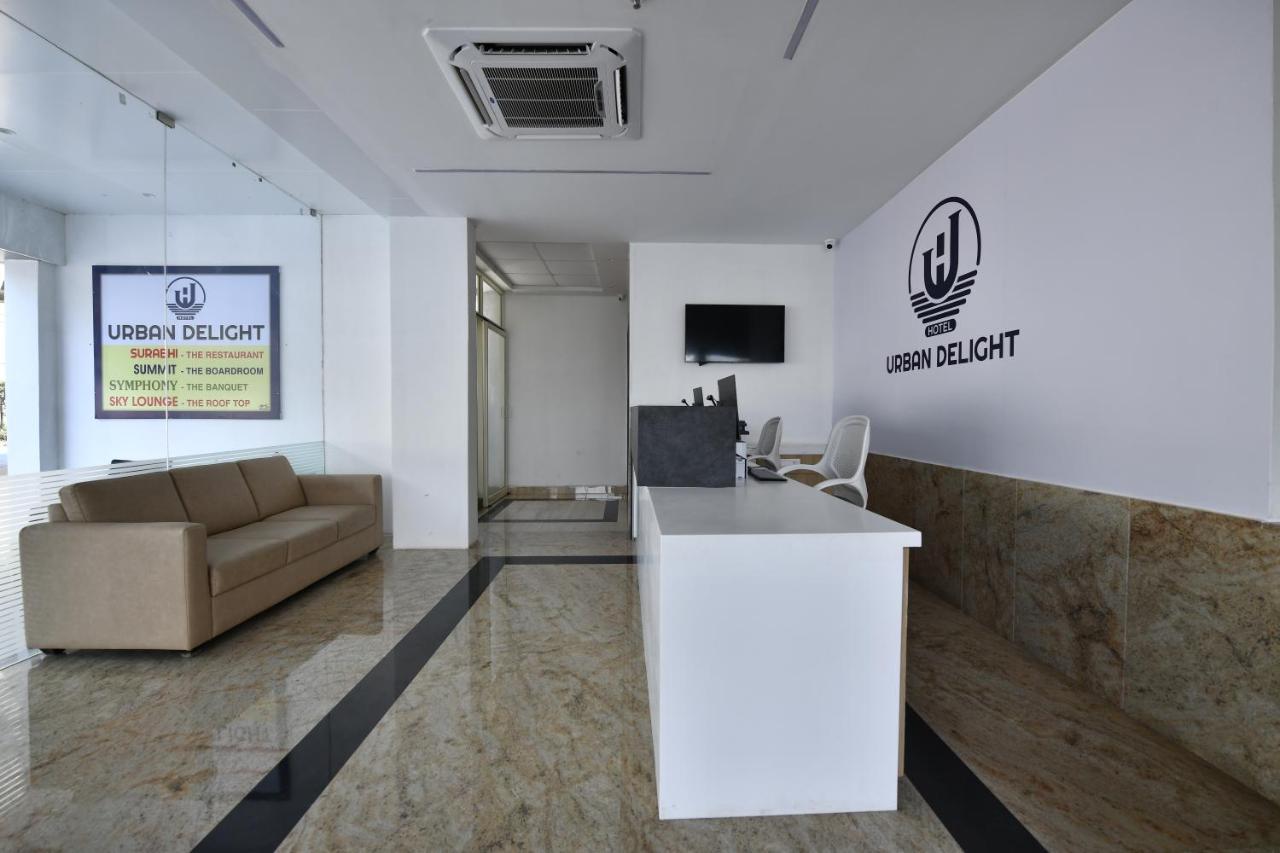 Hotel Urban Delight Managed By Cannychoice 비자야와다 외부 사진