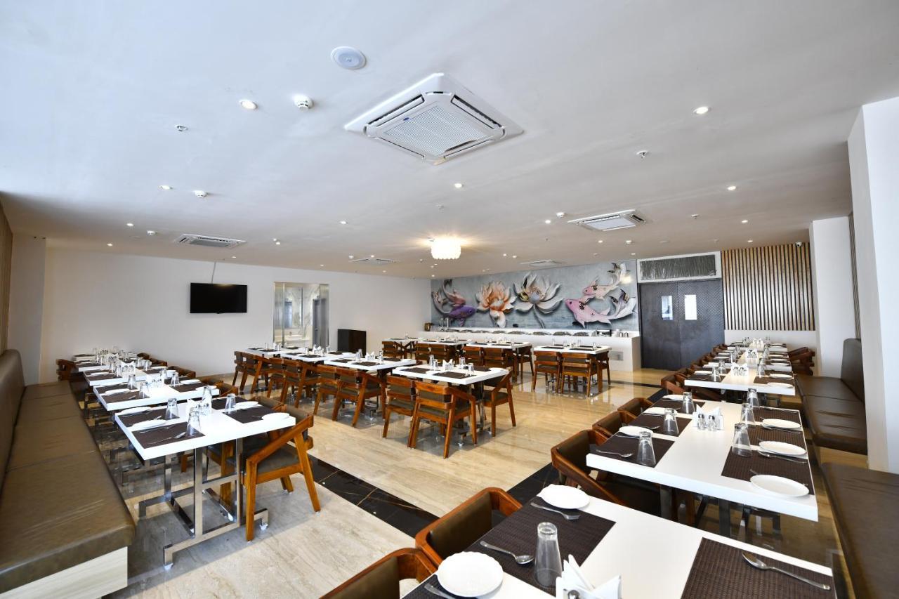 Hotel Urban Delight Managed By Cannychoice 비자야와다 외부 사진